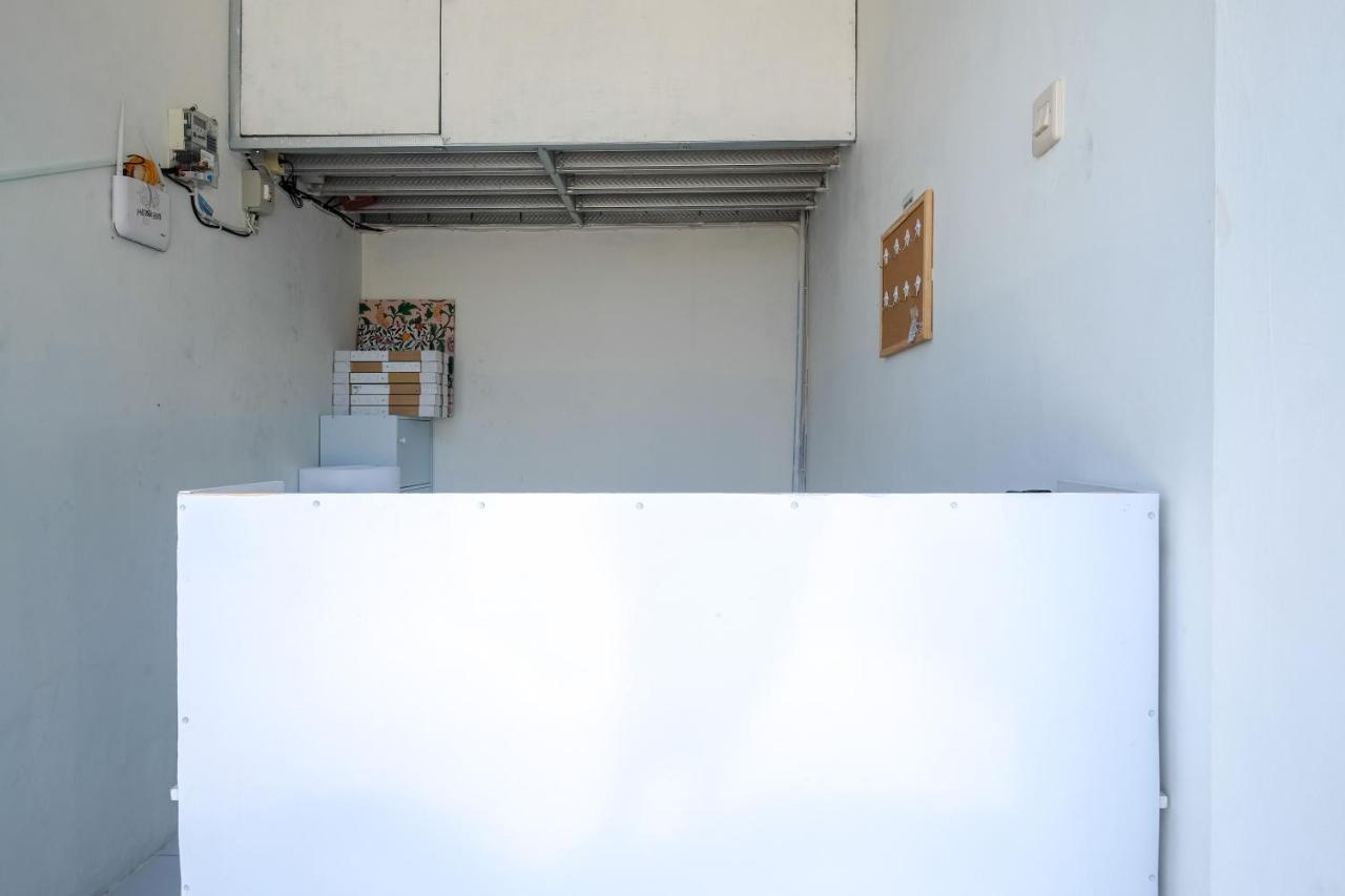 فندق Reddoorz Near Tugu Kartasura Sukoharjo المظهر الخارجي الصورة
